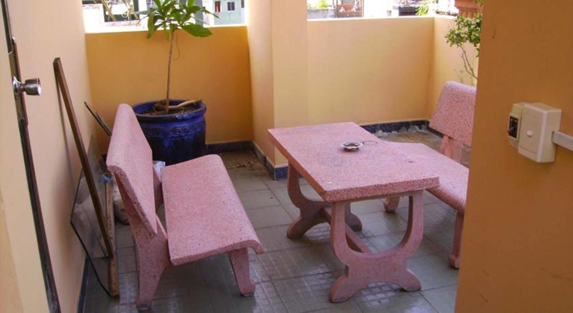 Ha Vy Hotel Ho Chi Minh-staden Exteriör bild