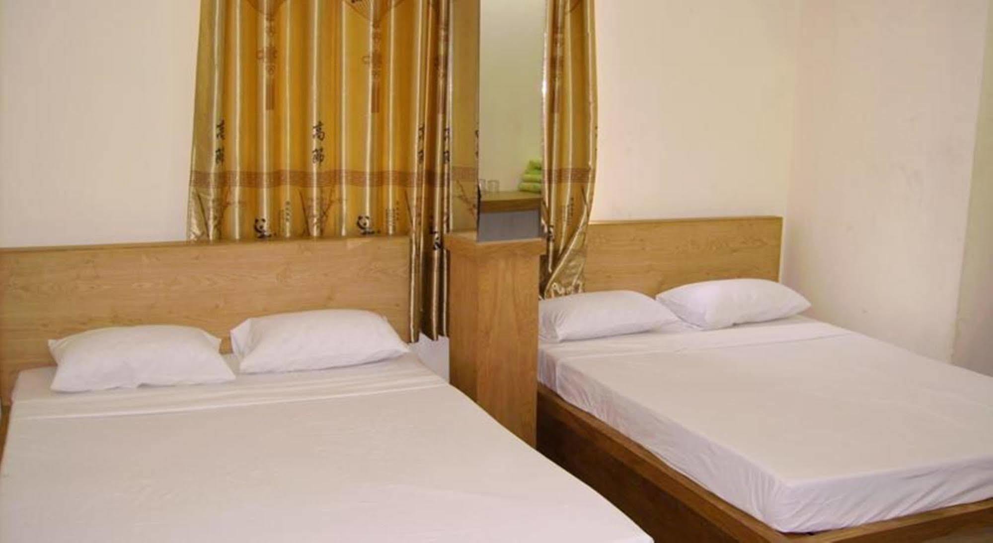 Ha Vy Hotel Ho Chi Minh-staden Exteriör bild