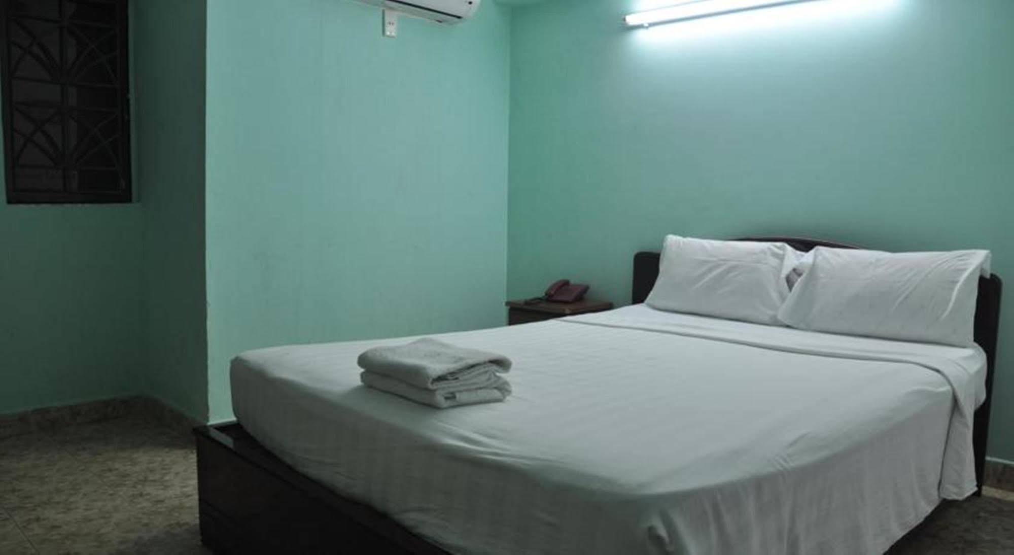 Ha Vy Hotel Ho Chi Minh-staden Exteriör bild